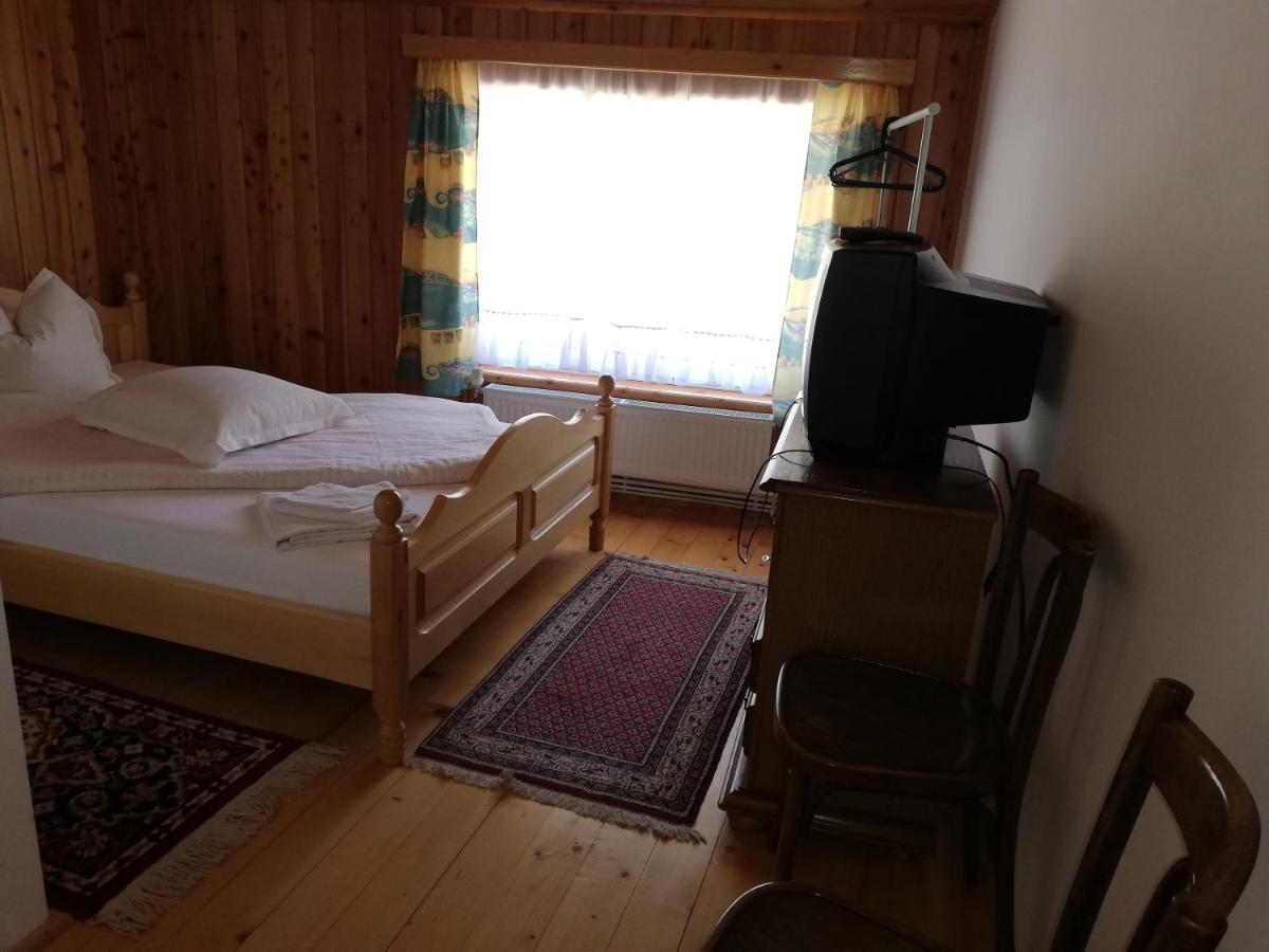 Casa Doina Hotell Buşteni Eksteriør bilde
